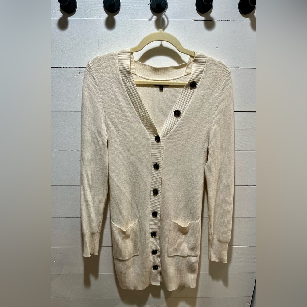 Who What Wear Cream Button-Up Cardigan